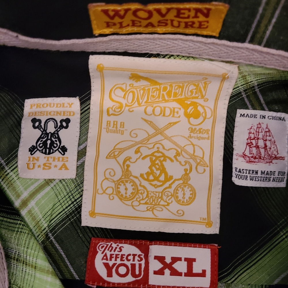 Shirt - Picture 4 of 4
